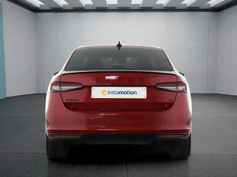 Gebraucht Skoda Superb 204 PS (150 kW) 2025 Rot Limousine