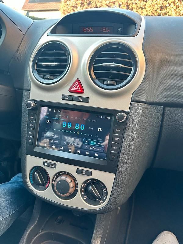 Gebraucht Opel Corsa 90 PS (66 kW) 2008 Schwarz Kleinwagen