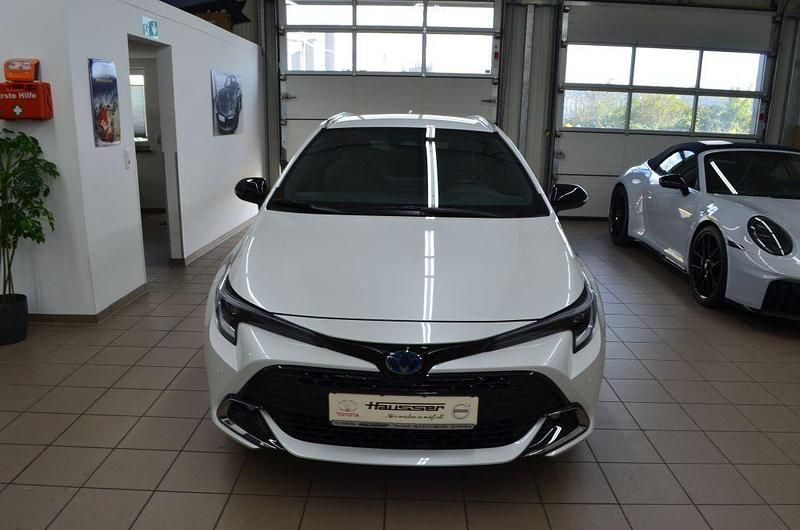 Neu Toyota Corolla 196 PS (144 kW) 2025 Weiß Kombi