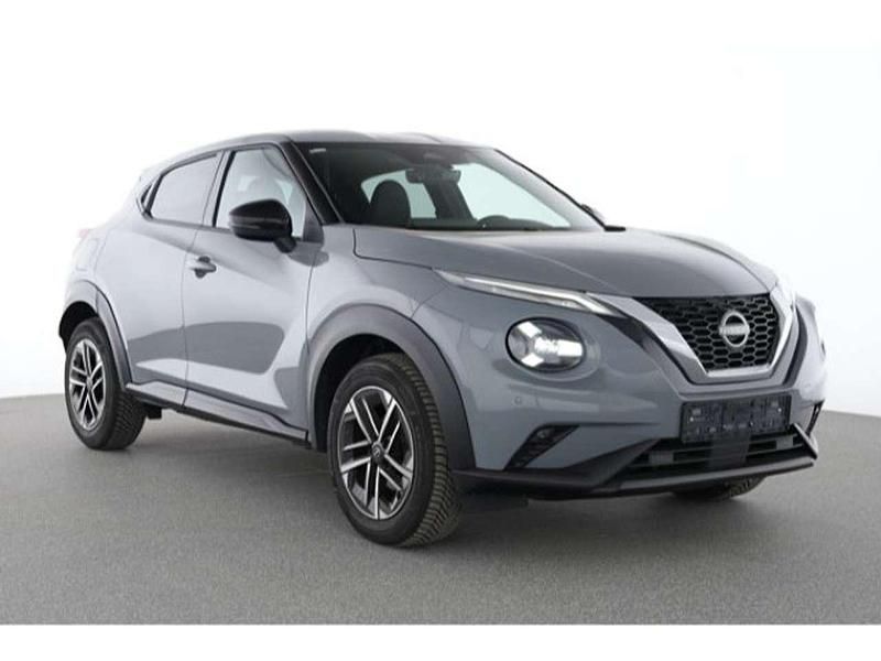 Grau Gebraucht 2024 Nissan Juke N-Connecta SUV | 18.850 € (Guter Preis) - Bild 1/4