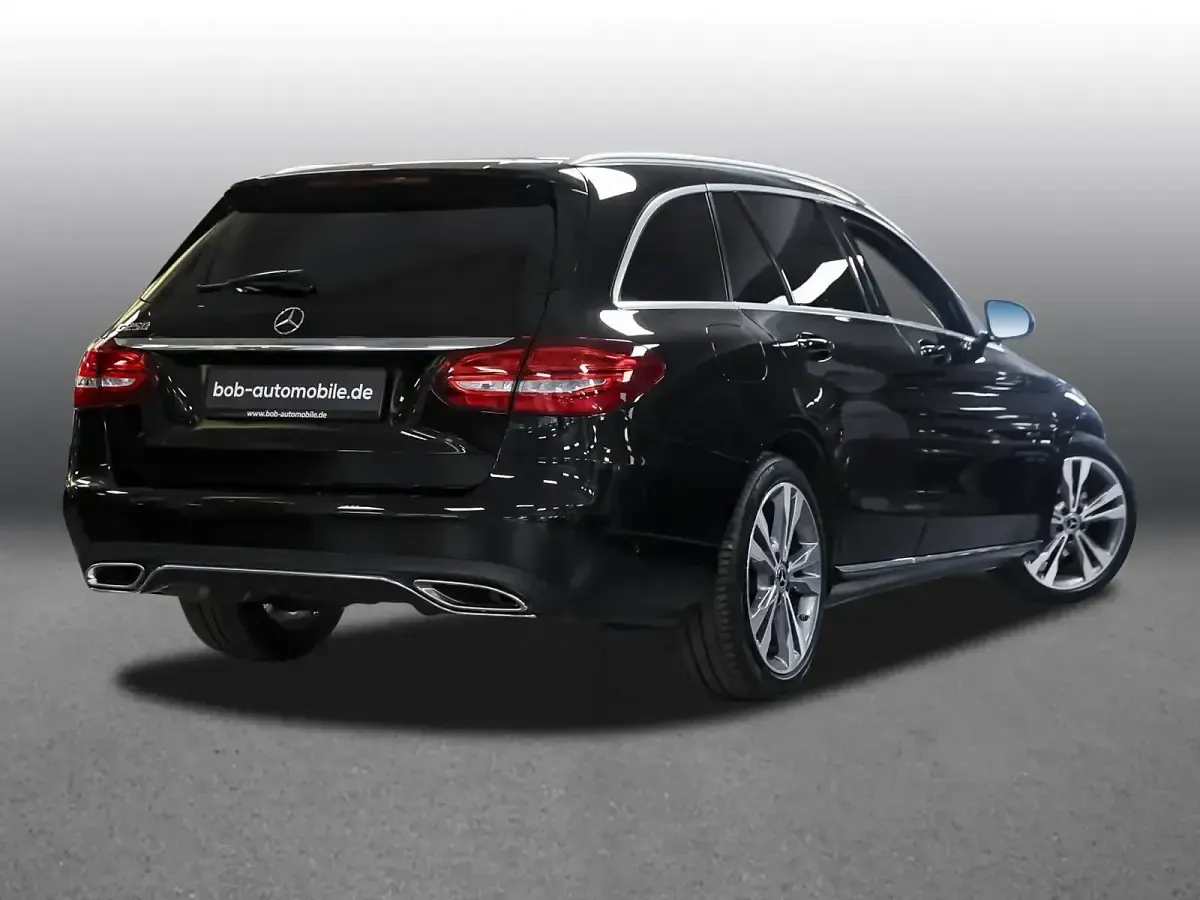 Gebraucht Mercedes C250 Avantgarde 211 PS (155 kW) 2017 Obsidan schwarz Kombi
