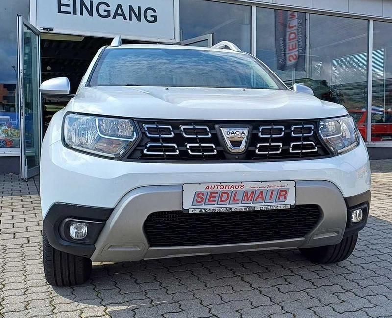 Weiß Gebraucht 2019 Dacia Duster Prestige SUV | 13.440 € (Fairer Preis) - Bild 1/4