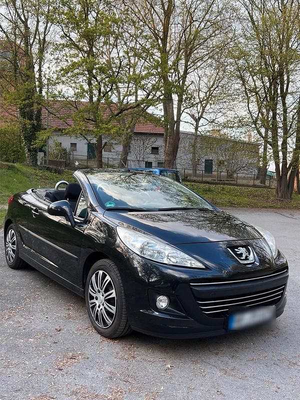 Gebraucht Peugeot 207 CC 2010 Schwarz Cabrio