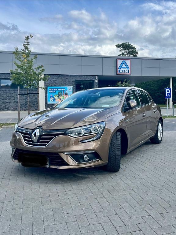 Braun Gebraucht 2018 Renault Mégane IV Intens Limousine | 10.500 € (Guter Preis) - Bild 1/4
