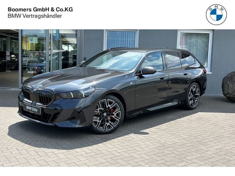 Gebraucht BMW 520 M Sport 197 PS (144 kW) 2025 Grau Limousine