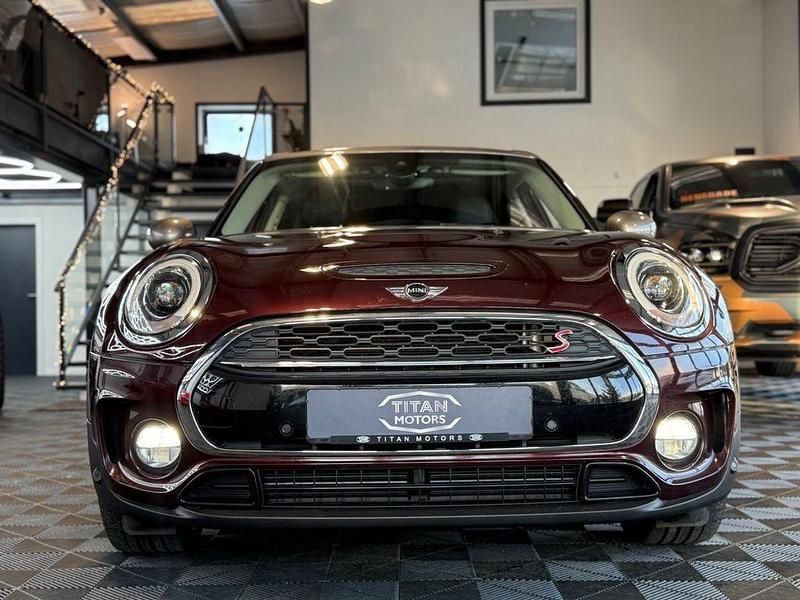 Gebraucht Mini Cooper SD Clubman Chili 190 PS (139 kW) 2016 Rot Kombi