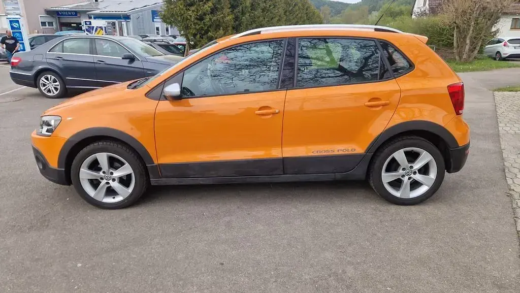 Brugt VW Polo Cross 105 HK (77 kW) 2011 Orange Hatchback