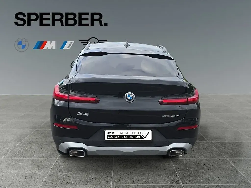 Gebraucht BMW X4 Performance 190 PS (139 kW) 2022 Schwarz SUV