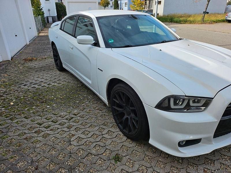 Gebraucht Dodge Charger 375 PS (275 kW) 2014 Weiß Limousine