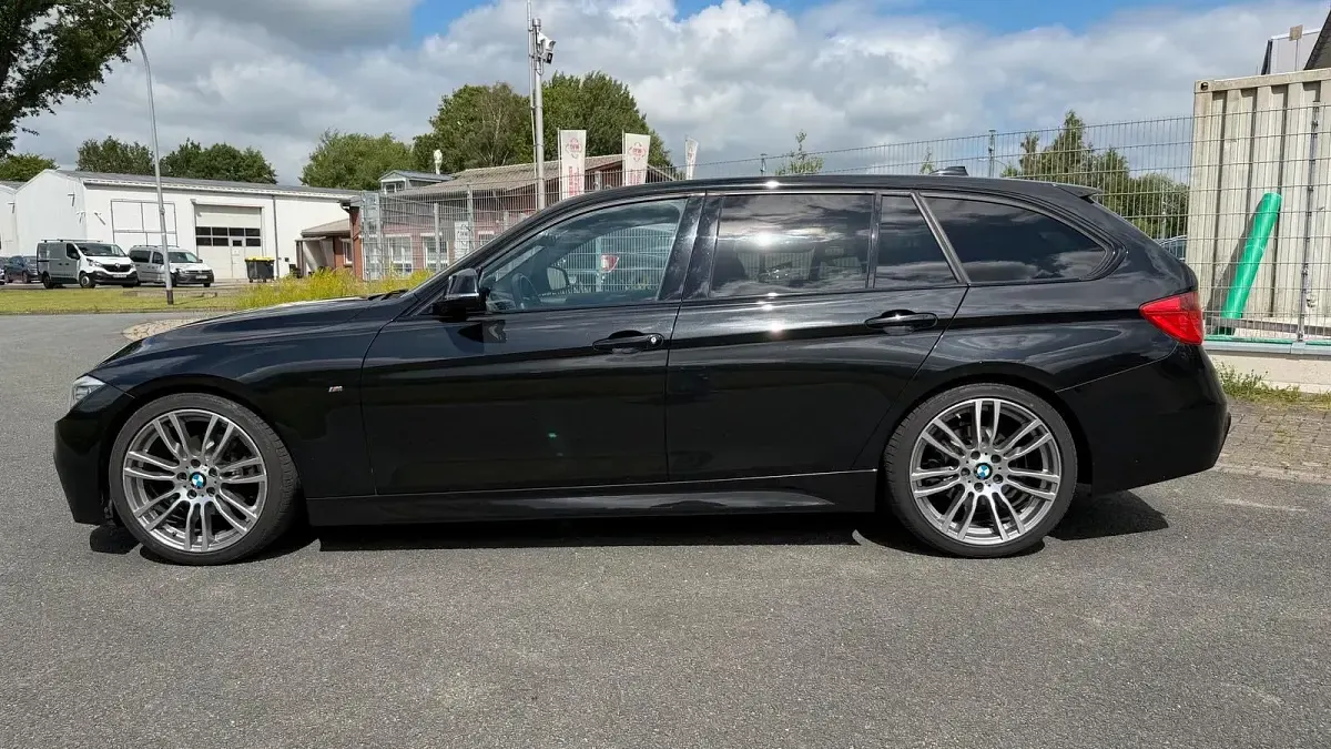 Gebraucht BMW 320 M Sport 184 PS (135 kW) 2015 Schwarz Kombi