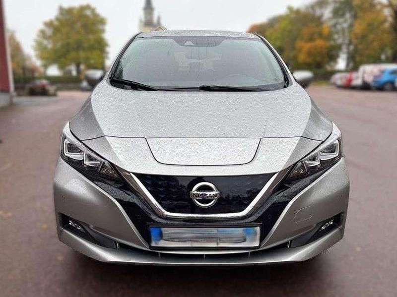 Gebraucht Nissan Leaf 110 kW (150 PS) 2021 Grau Kleinwagen