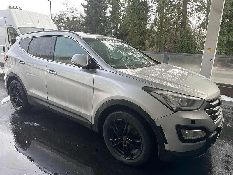 Gebraucht Hyundai Santa Fe Premium 197 PS (144 kW) 2016 Silber SUV