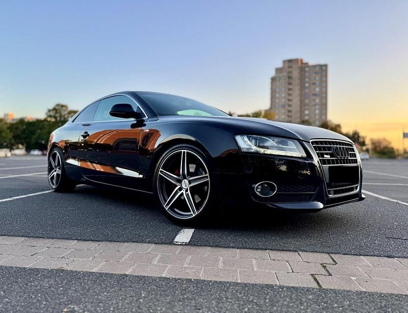 Schwarz Gebraucht 2008 Audi A5 Coupé | 8.000 € (Etwas zu teuer) - Bild 1/4