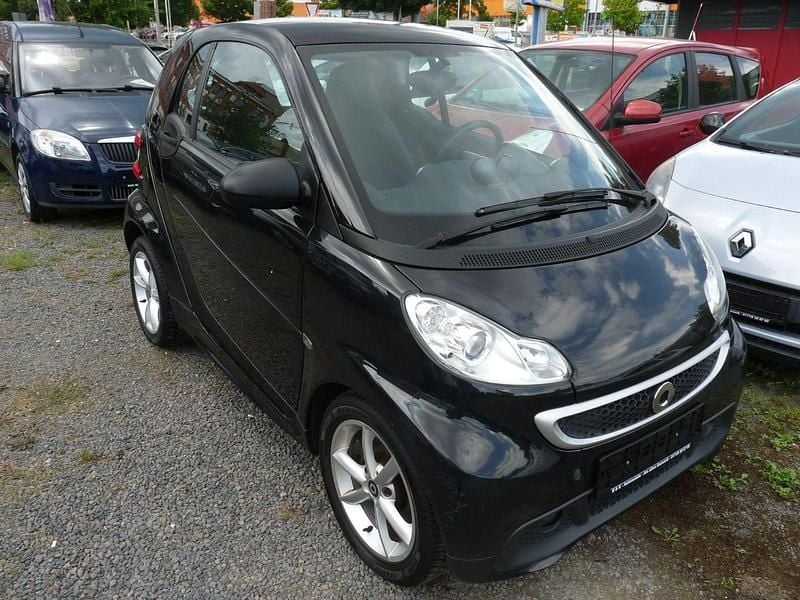 Gebraucht Smart ForTwo Coupé 71 PS (52 kW) 2013 Schwarz Coupé