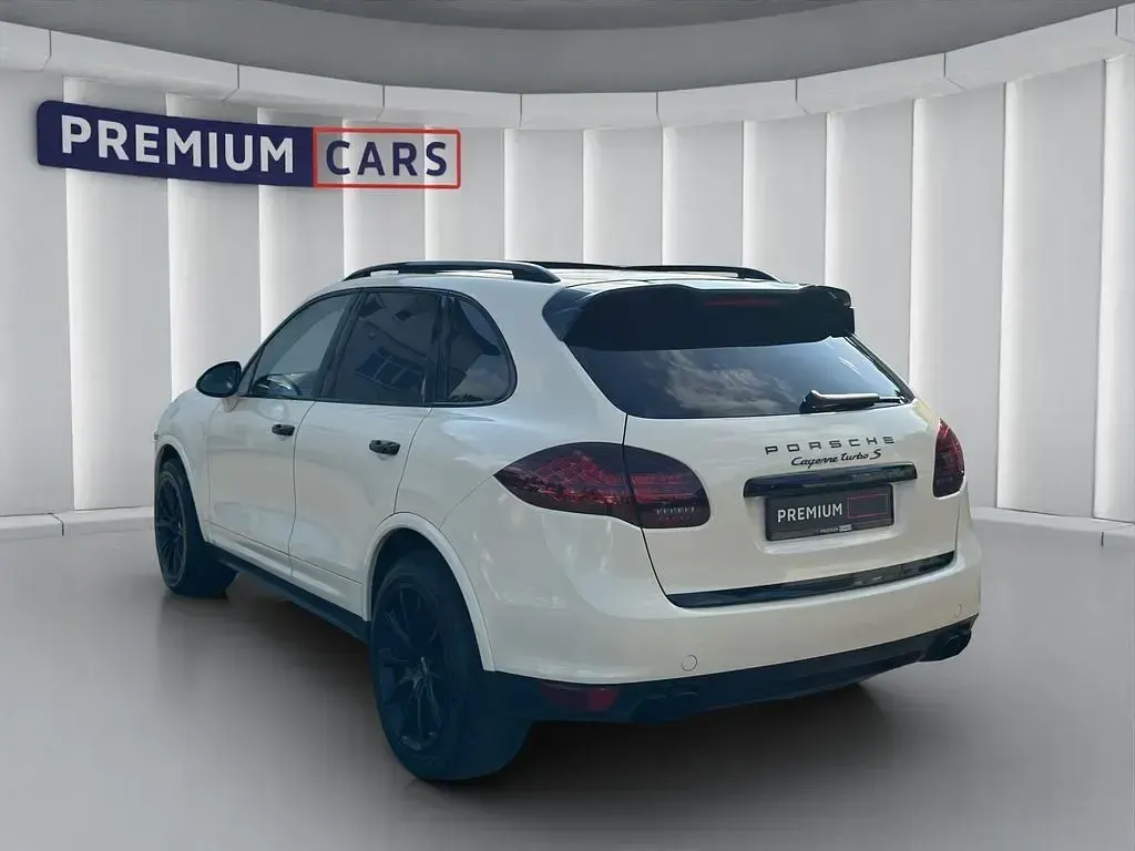 Gebraucht Porsche Cayenne Turbo S Sport 549 PS (403 kW) 2013 Schwarz SUV