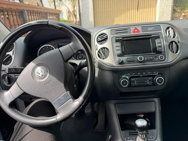 Gebraucht VW Tiguan 150 PS (110 kW) 2010 Schwarz SUV