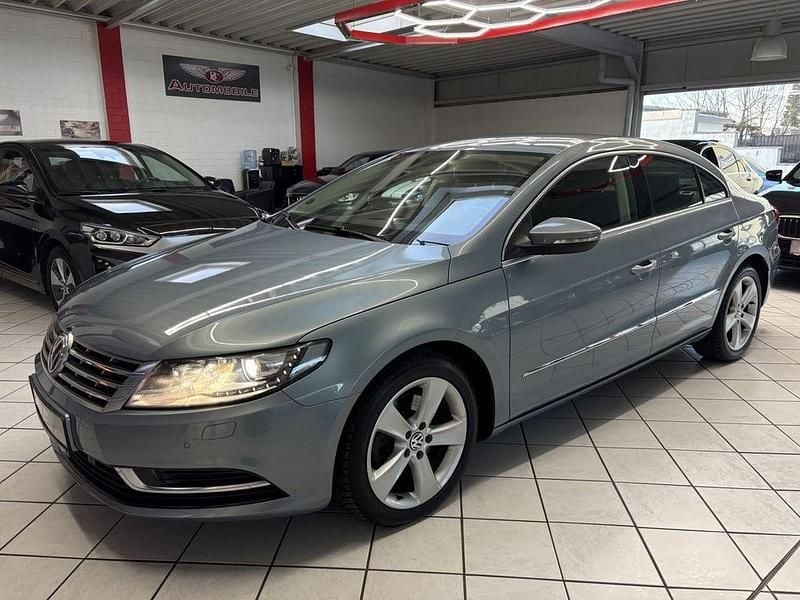 Gebraucht VW CC 140 PS (102 kW) 2012 Grau Limousine