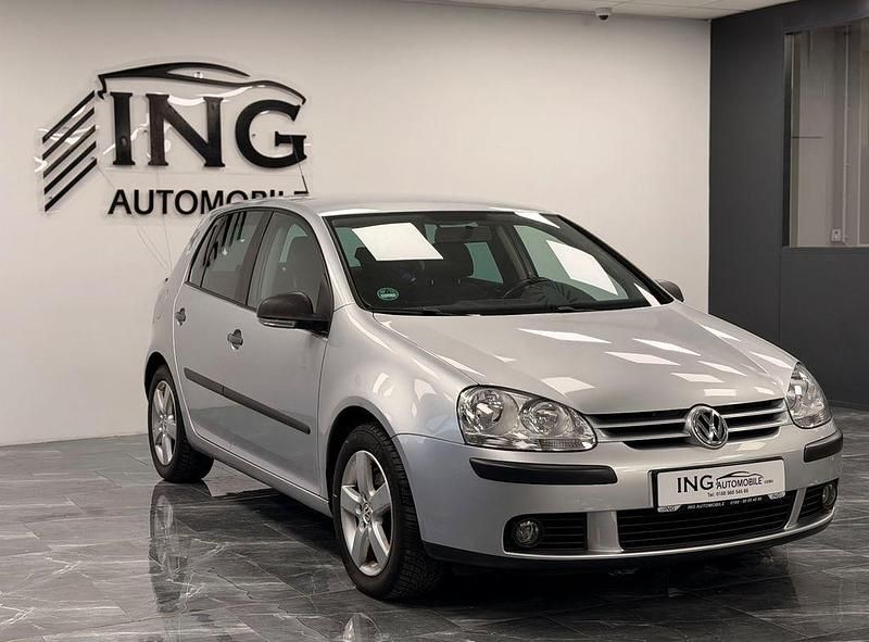 Gebraucht VW Golf V 102 PS (75 kW) 2007 Silber Limousine