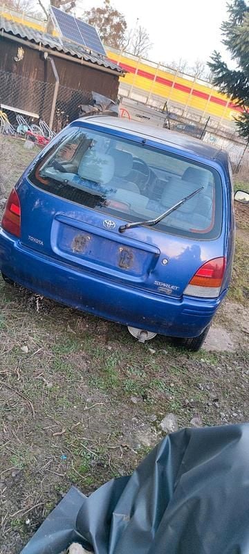 Gebraucht Toyota Starlet 70 PS (51 kW) 1998 Violet Kleinwagen
