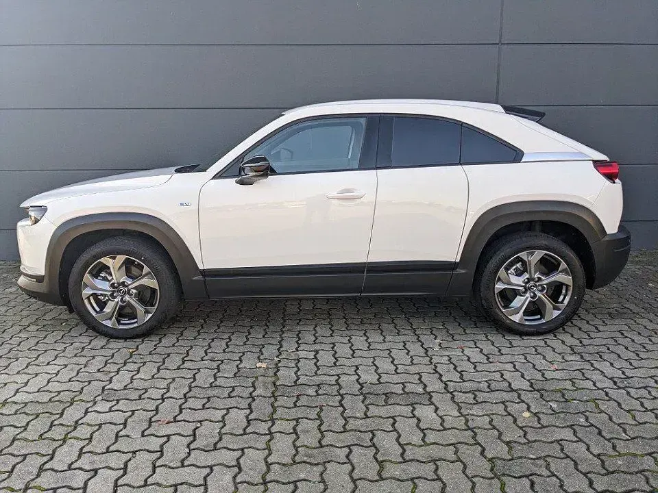 Gebraucht Mazda MX30 Ad'Vantage 106 kW (145 PS) 2023 Arctic white SUV