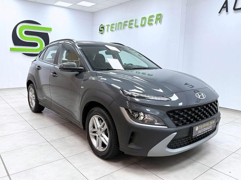 Grau Gebraucht 2023 Hyundai Kona Select SUV | 16.990 € - Bild 1/4