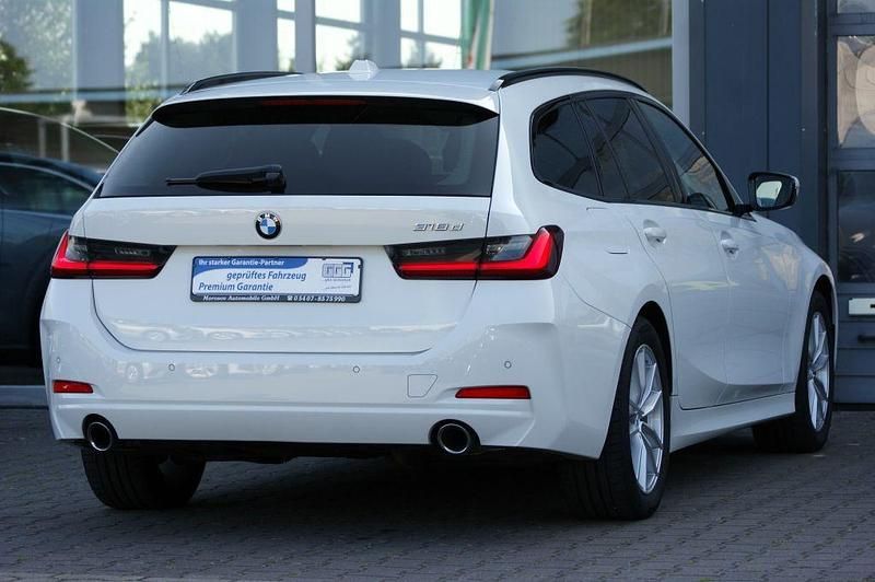Gebraucht BMW 318 Shadowline 150 PS (110 kW) 2023 Weiß Kombi