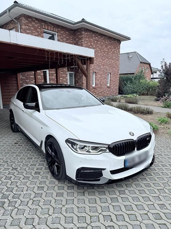 Gebraucht BMW 530 M Sport 265 PS (194 kW) 2017 Weiß Limousine