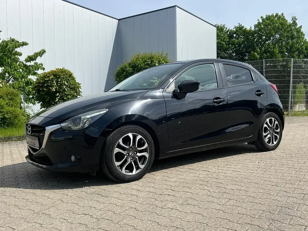 Gebraucht Mazda 2 90 PS (66 kW) 2016 Schwarz Limousine