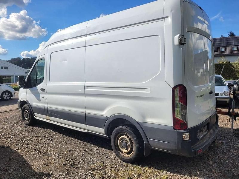 Second-hand Ford Transit Trend 125 CP (91 kW) 2015 Alb Monovolum