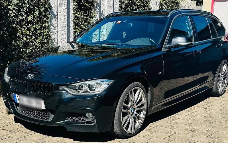 Schwarz Gebraucht 2014 BMW 330 M Sport Kombi | 20.000 € (Guter Preis) - Bild 1/4