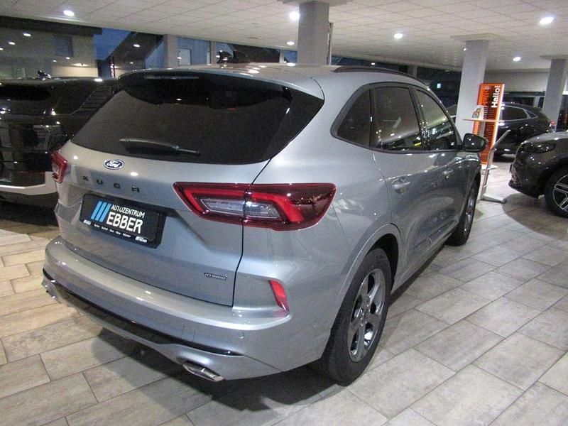 Neu Ford Kuga ST-Line X 179 PS (131 kW) 2026 Silber SUV