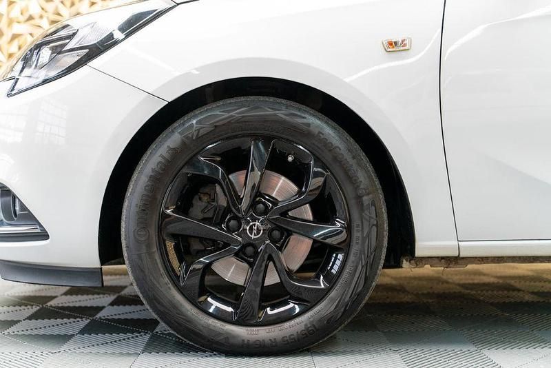 Second-hand Opel Corsa Color Edition 101 CP (74 kW) 2017 Alb Hatchback