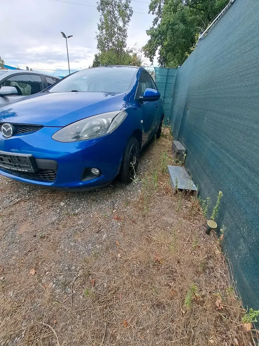 Gebraucht Mazda 2 86 PS (63 kW) 2008 Blau Kleinwagen