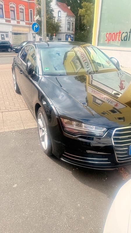 Schwarz Gebraucht 2015 Audi A7 Sportback Kleinwagen | 20.500 € (Fairer Preis) - Bild 1/4