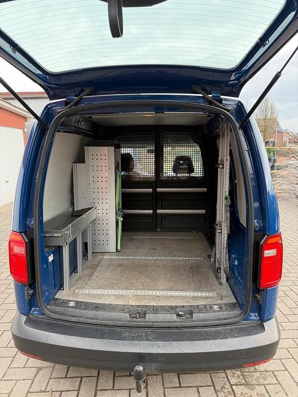 Gebraucht VW Caddy 101 PS (74 kW) 2015 Blau Van / Kleinbus