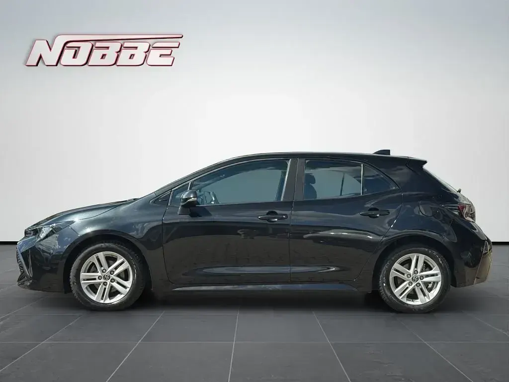 Gebraucht Toyota Corolla Business Edition 122 PS (89 kW) 2022 Schwarz Limousine