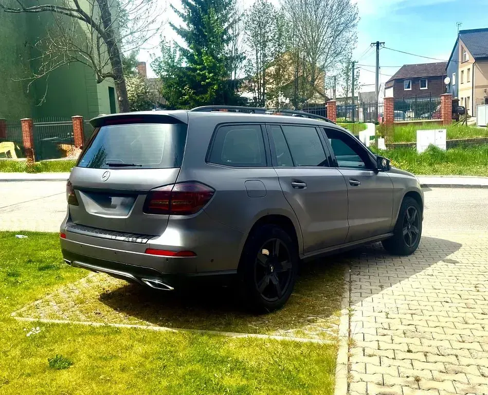 Gebraucht Mercedes GLS350 265 PS (194 kW) 2017 Grau SUV