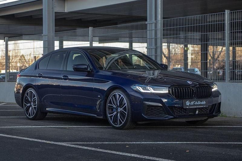 Gebraucht BMW M550 Performance 530 PS (389 kW) 2022 Blau Limousine