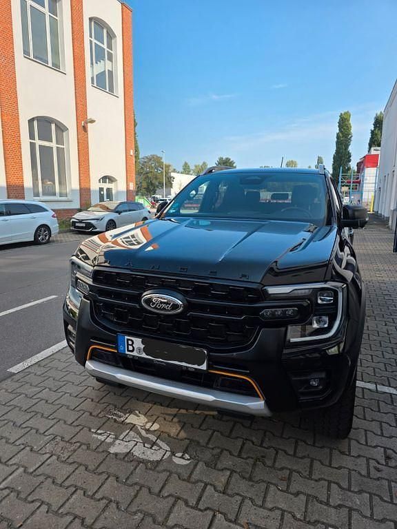 Schwarz Gebraucht 2024 Ford Ranger Abholung | 45.900 € (Etwas zu teuer) - Bild 1/4