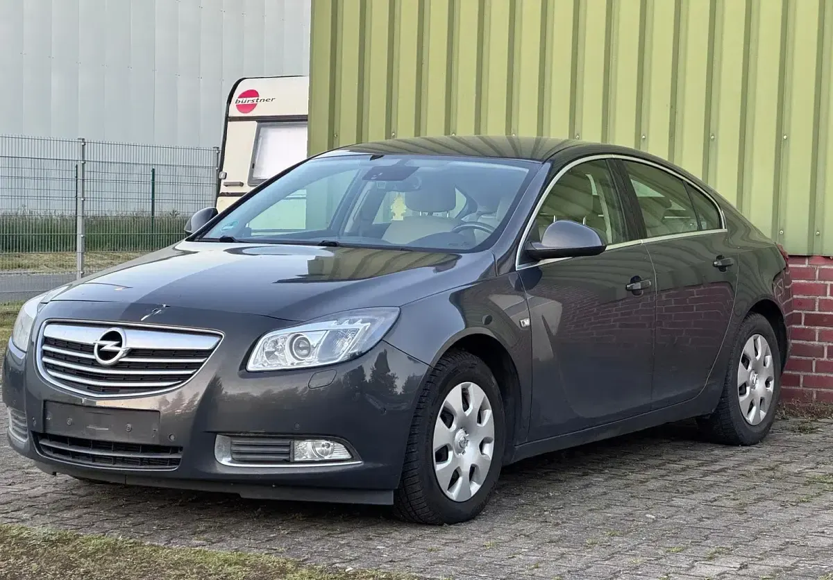 Gebraucht Opel Insignia Edition 2013 Limousine