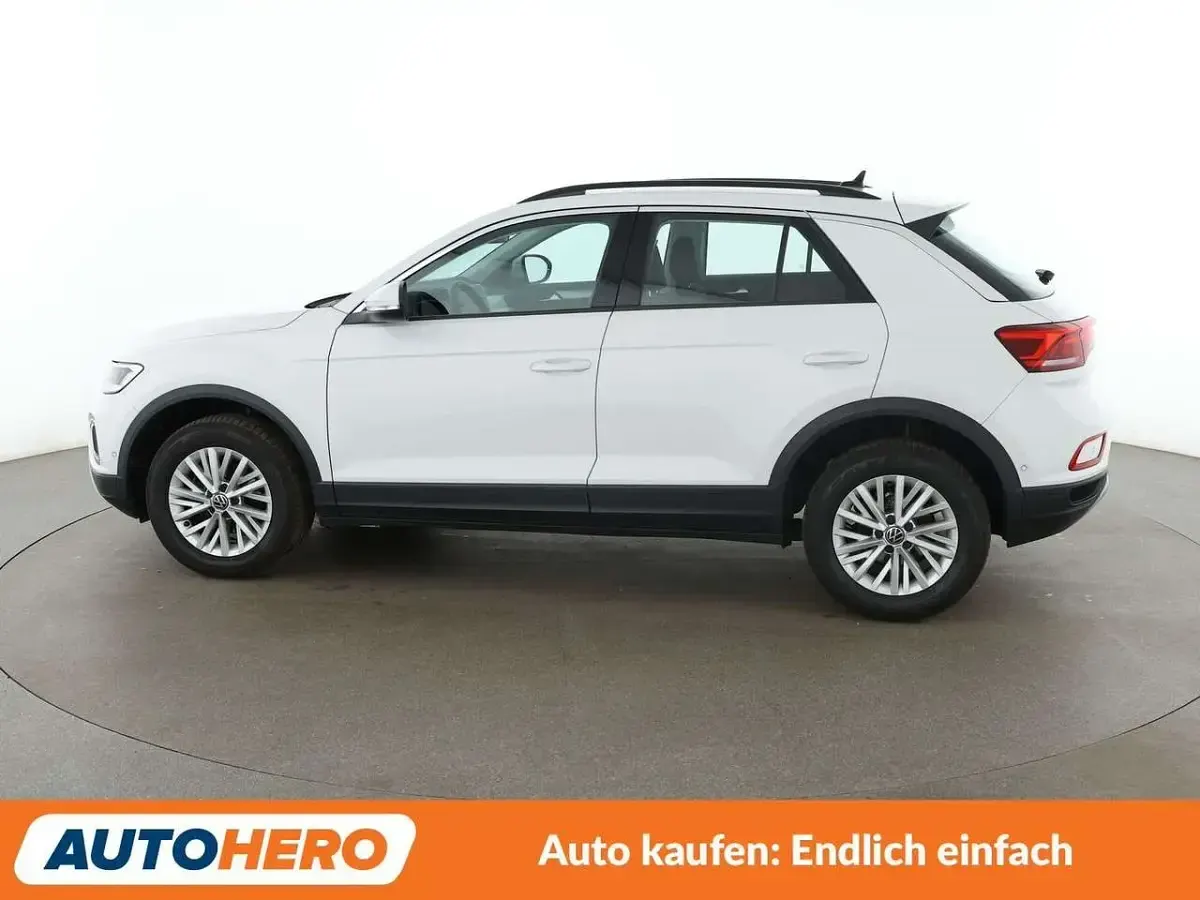 Gebraucht VW T-Roc Life 110 PS (80 kW) 2023 Pure white SUV