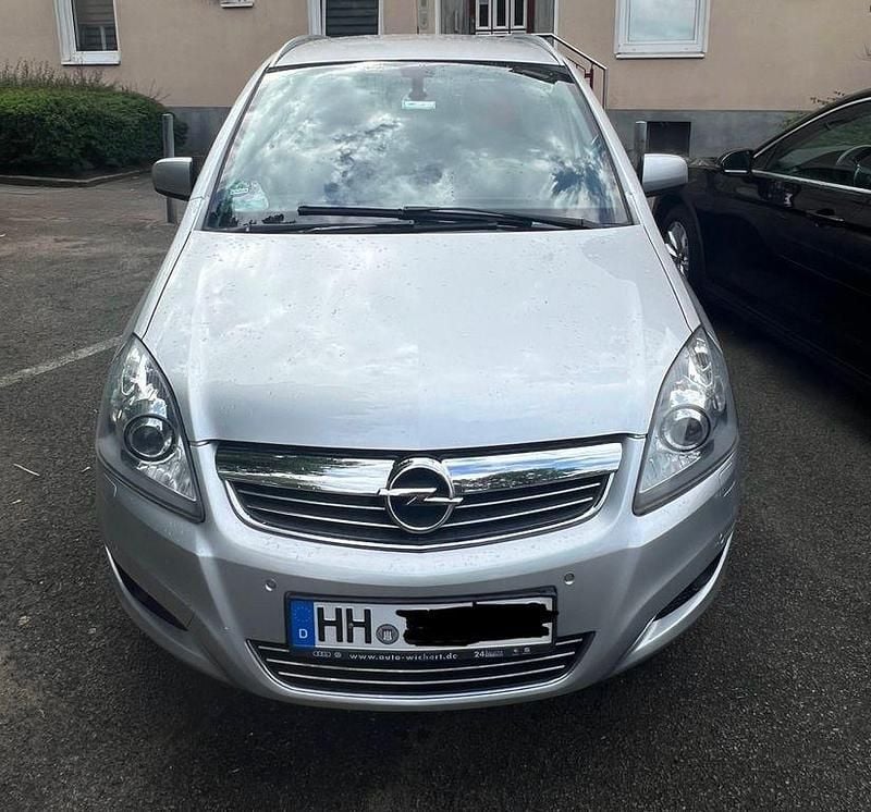 Grau Gebraucht 2012 Opel Zafira Family Van / Kleinbus | 3.500 € (Superpreis) - Bild 1/4