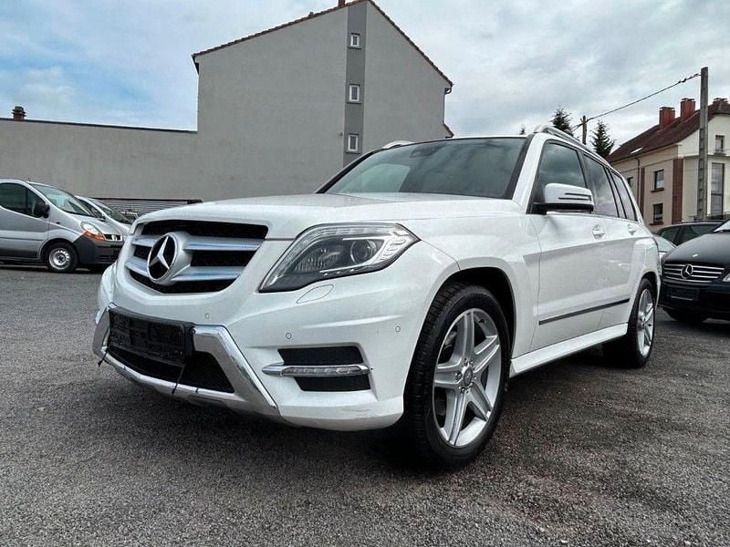 Weiß Gebraucht 2013 Mercedes GLK350 AMG SUV | 16.490 € (Guter Preis) - Bild 1/4