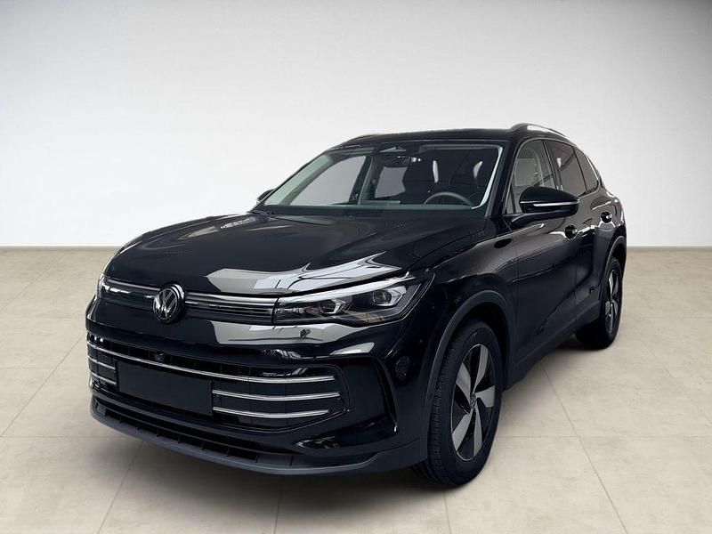 Neu VW Tiguan Elegance 150 PS (110 kW) 2026 Schwarz SUV