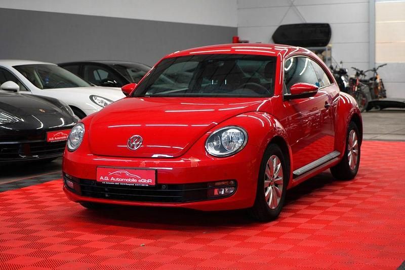 Second-hand VW Beetle 105 CP (77 kW) 2014 Roșu Hatchback