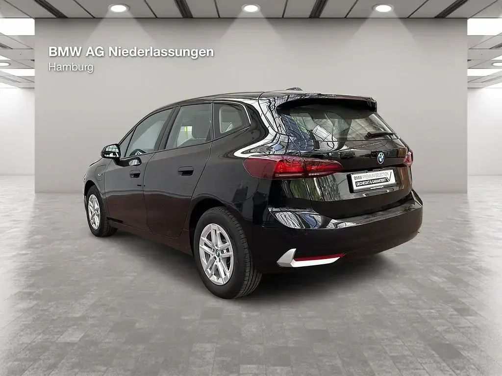 Gebraucht BMW 225 Active Tourer 136 PS (100 kW) 2022 Schwarz Van / Kleinbus