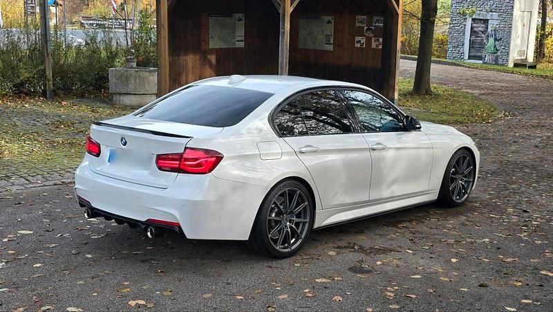 Second-hand BMW 335 M Performance 306 CP (225 kW) 2013 Alb Berlinǎ