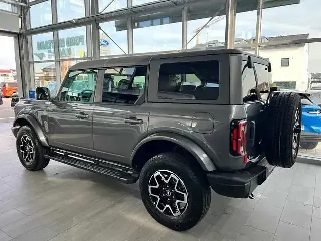 Occasion Ford Bronco Outer Banks 334 ch (245 kW) 2024 Gris SUV