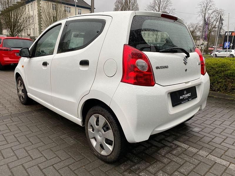 Gebraucht Suzuki Alto 68 PS (50 kW) 2011 Weiß Kleinwagen