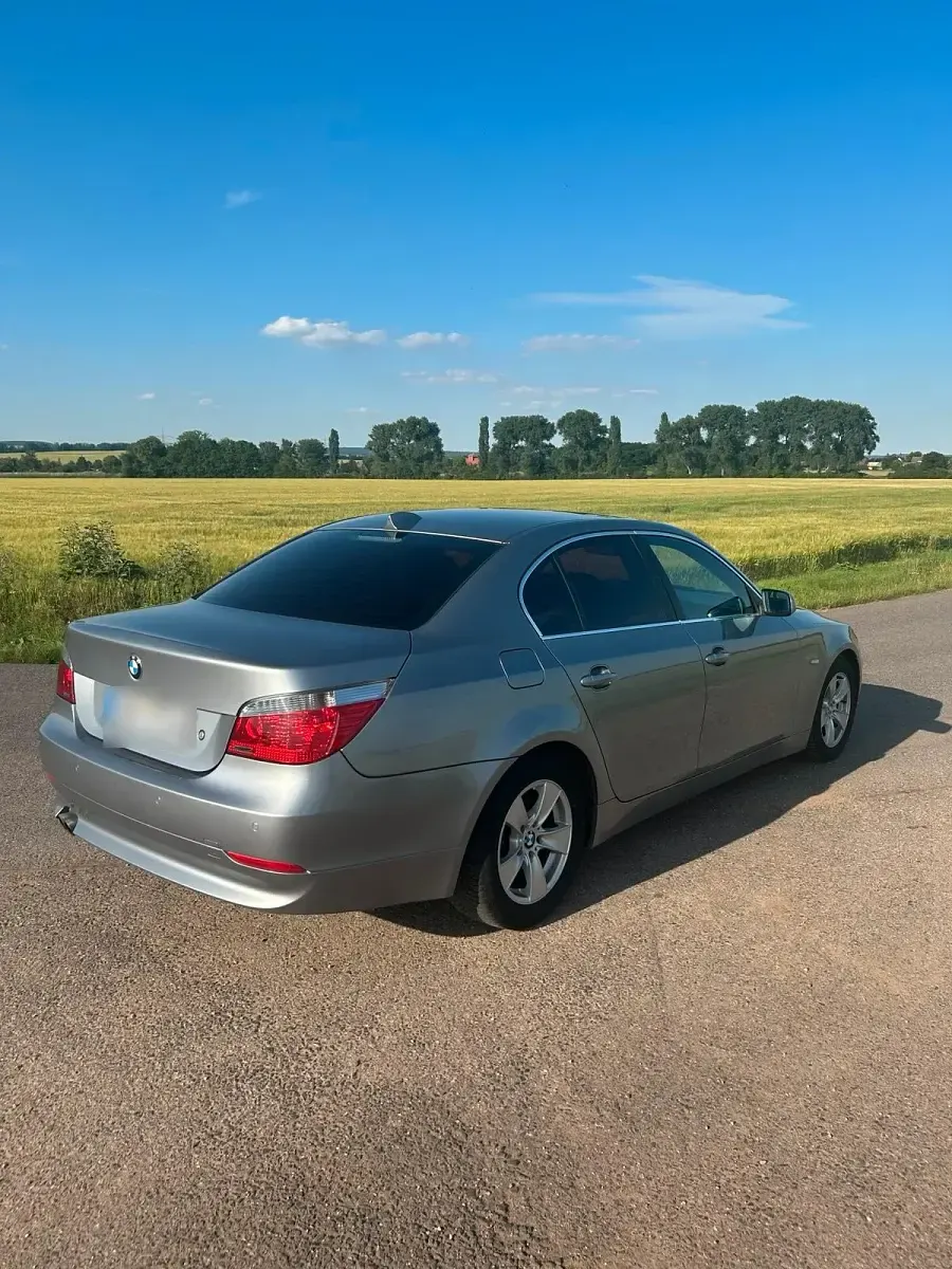 Gebraucht BMW 523 177 PS (130 kW) 2006 Limousine